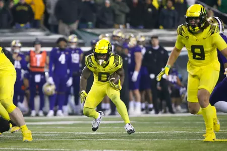 The Oregon Ducks take on the Washington Huskies at 4 pm in Eugene, Oregon on Nov 12, 2022.  (Jackson Fisk/ Eric Evans Photography)