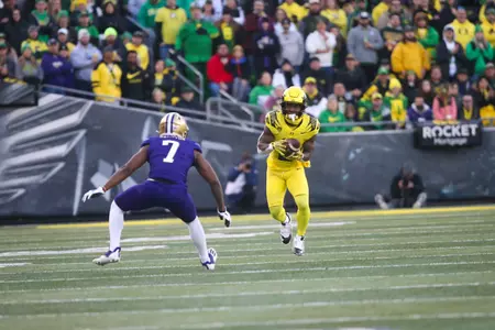 The Oregon Ducks take on the Washington Huskies at 4 pm in Eugene, Oregon on Nov 12, 2022.  (Jackson Fisk/ Eric Evans Photography)