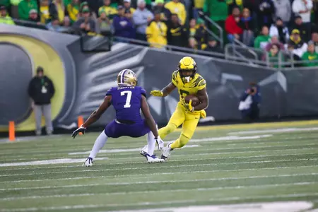 The Oregon Ducks take on the Washington Huskies at 4 pm in Eugene, Oregon on Nov 12, 2022.  (Jackson Fisk/ Eric Evans Photography)