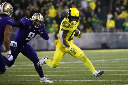 The Oregon Ducks take on the Washington Huskies at 4 pm in Eugene, Oregon on Nov 12, 2022.  (Jackson Fisk/ Eric Evans Photography)