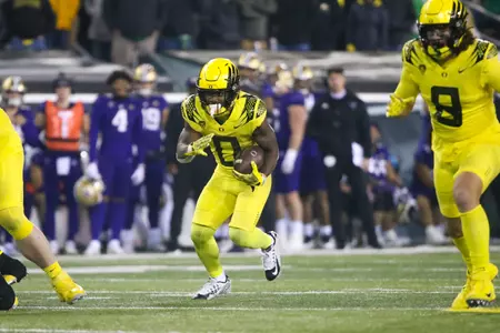 The Oregon Ducks take on the Washington Huskies at 4 pm in Eugene, Oregon on Nov 12, 2022.  (Jackson Fisk/ Eric Evans Photography)