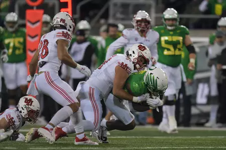 The Oregon Ducks take on the Utah Utes at Autzen Stadium in Eugene, Oregon on November 19, 2022 (Isaac Wasserman/ Eric Evans Photography)