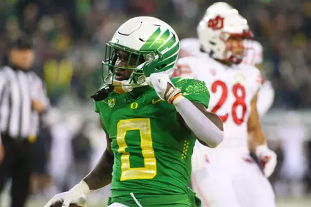 The Oregon Ducks take on then UCLA Bruins at 7:30 pm in Eugene, Oregon on Nov 19, 2022.  (Jackson Fisk / Eric Evans Photography)