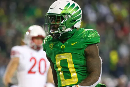 The Oregon Ducks take on then UCLA Bruins at 7:30 pm in Eugene, Oregon on Nov 19, 2022.  (Jackson Fisk / Eric Evans Photography)