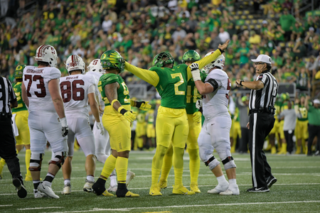The Oregon Ducks take on the Stanford Cardinal at Autzen Stadium in Eugene, Oregon on October 1, 2022 (Isaac Wasserman/ Eric Evans Photography)