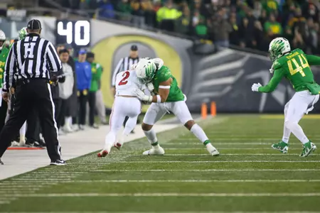 The Oregon Ducks take on then UCLA Bruins at 7:30 pm in Eugene, Oregon on Nov 19, 2022.  (Jackson Fisk / Eric Evans Photography)