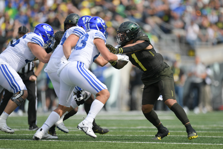 The Oregon Ducks take on the BYU Cougars at Autzen Stadium in Eugene, Oregon on September 17, 2022 (Isaac Wasserman/ Eric Evans Photography)