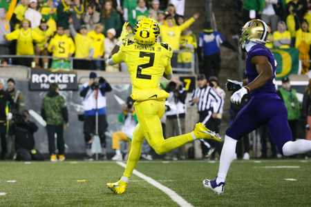 The Oregon Ducks take on the Washington Huskies at 4 pm in Eugene, Oregon on Nov 12, 2022. (Jackson Fisk/ Eric Evans Photography)