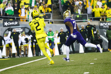 The Oregon Ducks take on the Washington Huskies at 4 pm in Eugene, Oregon on Nov 12, 2022. (Jackson Fisk/ Eric Evans Photography)