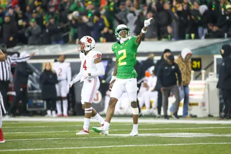 The Oregon Ducks take on then UCLA Bruins at 7:30 pm in Eugene, Oregon on Nov 19, 2022.  (Jackson Fisk / Eric Evans Photography)