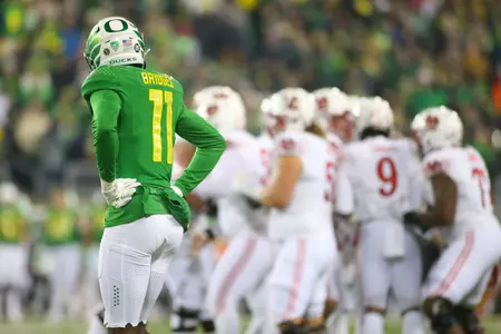 The Oregon Ducks take on then UCLA Bruins at 7:30 pm in Eugene, Oregon on Nov 19, 2022.  (Jackson Fisk / Eric Evans Photography)
