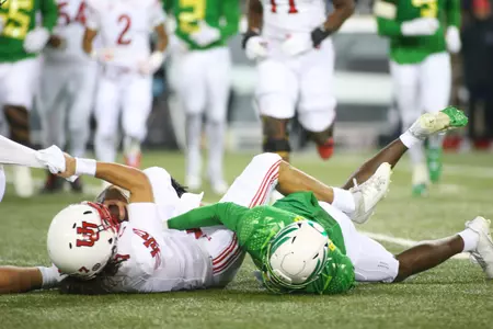 The Oregon Ducks take on then UCLA Bruins at 7:30 pm in Eugene, Oregon on Nov 19, 2022.  (Jackson Fisk / Eric Evans Photography)