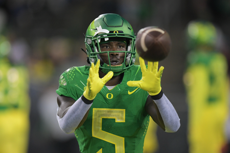 The Oregon Ducks take on the Stanford Cardinal at Autzen Stadium in Eugene, Oregon on October 1, 2022 (Isaac Wasserman/ Eric Evans Photography)