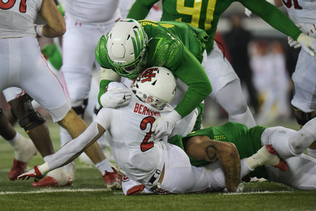 The Oregon Ducks take on the Utah Utes at Autzen Stadium in Eugene, Oregon on November 19, 2022 (Isaac Wasserman/ Eric Evans Photography)