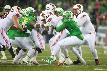 The Oregon Ducks take on then UCLA Bruins at 7:30 pm in Eugene, Oregon on Nov 19, 2022. (Jackson Fisk / Eric Evans Photography)