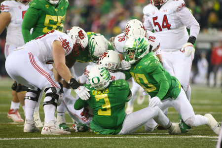 The Oregon Ducks take on then UCLA Bruins at 7:30 pm in Eugene, Oregon on Nov 19, 2022. (Jackson Fisk / Eric Evans Photography)