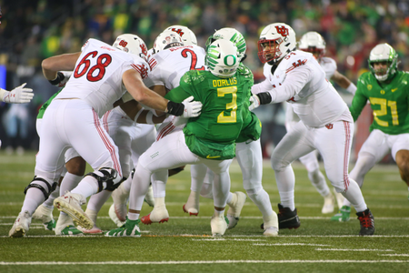 The Oregon Ducks take on then UCLA Bruins at 7:30 pm in Eugene, Oregon on Nov 19, 2022. (Jackson Fisk / Eric Evans Photography)
