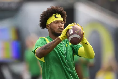 The Oregon Ducks take on the Eastern Washington Eagles at Autzen Stadium in Eugene, Oregon on September 10, 2022 (Isaac Wasserman/ Eric Evans Photography)