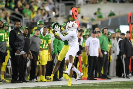 The Oregon Ducks take on the Stanford Cardinal at Autzen Stadium in Eugene, Oregon on October 1, 2022 (Isaac Wasserman/ Eric Evans Photography)