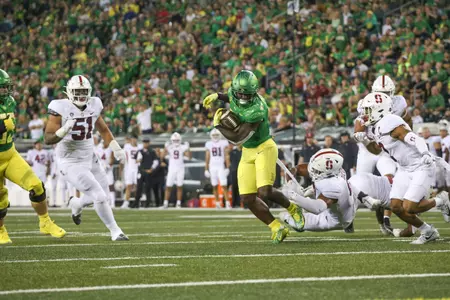 The Oregon Ducks take on the Stanford Cardinal at Autzen Stadium in Eugene, Oregon on October 1, 2022. (Jackson Fisk/ Eric Evans Photography)