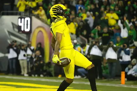 The Oregon Ducks take on the Washington Huskies at 4 pm in Eugene, Oregon on Nov 12, 2022.  (Jackson Fisk/ Eric Evans Photography)