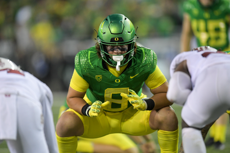 The Oregon Ducks take on the Stanford Cardinal at Autzen Stadium in Eugene, Oregon on October 1, 2022 (Isaac Wasserman/ Eric Evans Photography)