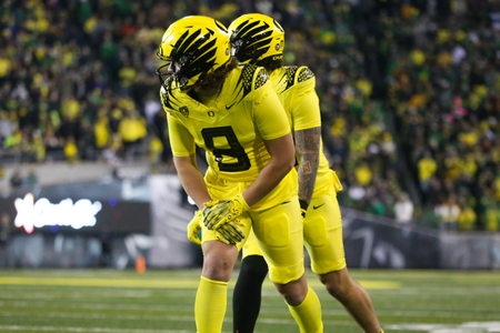 The Oregon Ducks take on the Washington Huskies at 4 pm in Eugene, Oregon on Nov 12, 2022. (Jackson Fisk/ Eric Evans Photography)