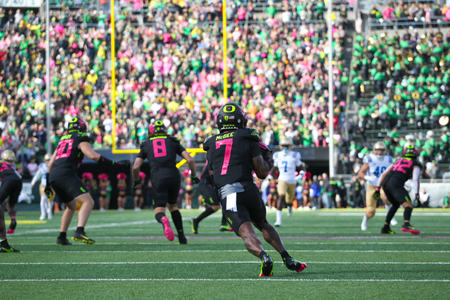 The Oregon Ducks take on the Ucla Bruins at 12:30pm in Eugene, Oregon on Oct 22, 2022. (Jackson Fisk/ Eric Evans Photography)