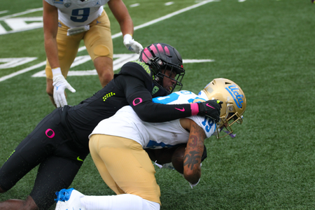 The Oregon Ducks take on the Ucla Bruins at 12:30pm in Eugene, Oregon on Oct 22, 2022. (Jackson Fisk/ Eric Evans Photography)