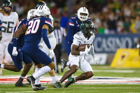 The Oregon Ducks take on the Arizona Wildcats at 6pm in Tucson, Arizona on Oct 8, 2022. (Jackson Fisk/ Eric Evans Photography)
