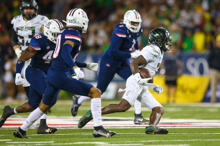 The Oregon Ducks take on the Arizona Wildcats at 6pm in Tucson, Arizona on Oct 8, 2022. (Jackson Fisk/ Eric Evans Photography)