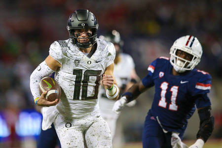 The Oregon Ducks take on the Arizona Wildcats at 6pm in Tucson, Arizona on Oct 8, 2022. (Jackson Fisk/ Eric Evans Photography)
