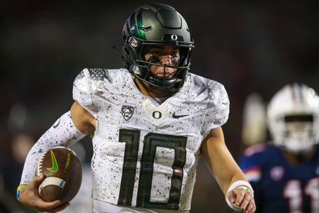 The Oregon Ducks take on the Arizona Wildcats at 6pm in Tucson, Arizona on Oct 8, 2022. (Jackson Fisk/ Eric Evans Photography)