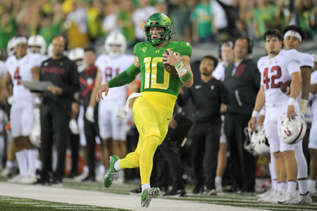 The Oregon Ducks take on the Stanford Cardinal at Autzen Stadium in Eugene, Oregon on October 1, 2022 (Isaac Wasserman/ Eric Evans Photography)