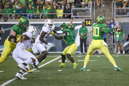 The Oregon Ducks take on the Stanford Cardinal at Autzen Stadium in Eugene, Oregon on October 1, 2022. (Jackson Fisk/ Eric Evans Photography)