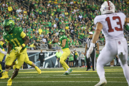 The Oregon Ducks take on the Stanford Cardinal at Autzen Stadium in Eugene, Oregon on October 1, 2022. (Jackson Fisk/ Eric Evans Photography)