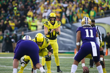 The Oregon Ducks take on the Washington Huskies at 4 pm in Eugene, Oregon on Nov 12, 2022. (Jackson Fisk/ Eric Evans Photography)