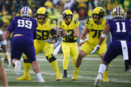 The Oregon Ducks take on the Washington Huskies at 4 pm in Eugene, Oregon on Nov 12, 2022. (Jackson Fisk/ Eric Evans Photography)