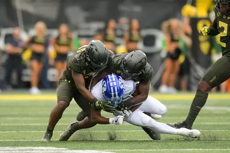 The Oregon Ducks take on the BYU Cougars at Autzen Stadium in Eugene, Oregon on September 17, 2022 (Isaac Wasserman/ Eric Evans Photography)