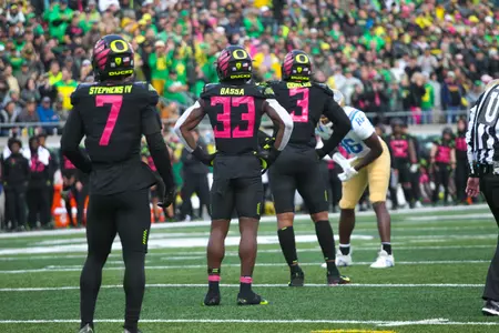 The Oregon Ducks take on the Ucla Bruins at 12:30pm in Eugene, Oregon on Oct 22, 2022. (Jackson Fisk/ Eric Evans Photography)