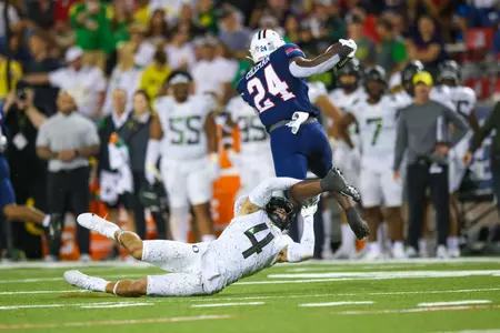 The Oregon Ducks take on the Arizona Wildcats at 6pm in Tucson, Arizona on Oct 8, 2022. (Jackson Fisk/ Eric Evans Photography)