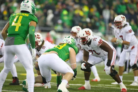 The Oregon Ducks take on then UCLA Bruins at 7:30 pm in Eugene, Oregon on Nov 19, 2022.  (Jackson Fisk / Eric Evans Photography)
