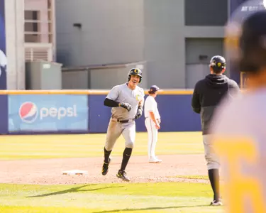 Aroz - Cal 1st HR