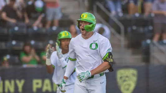 Ducks Take Friday Battle of Ranked Teams Image