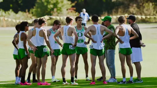 Men of Oregon at Dellinger Invitational