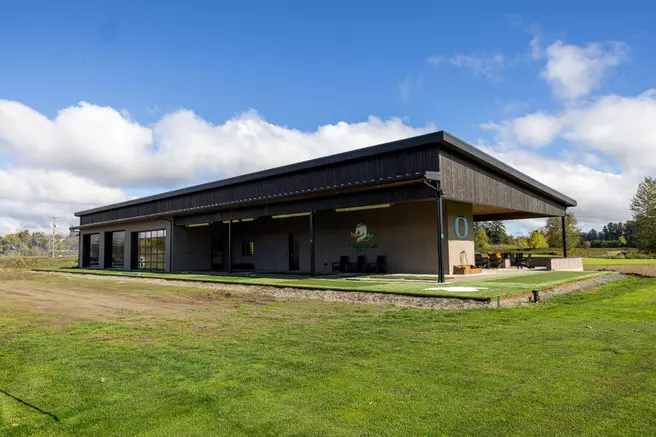 The Peter and Jan Jacobsen Oregon Golf Teaching Facility
