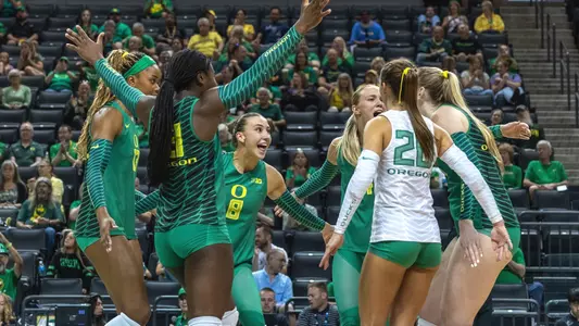 Team celebration, huddle vs LBSU