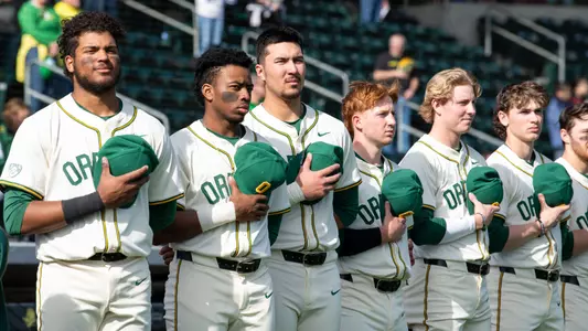 Ducks Host UCSB in Three-Game Series This Weekend Image