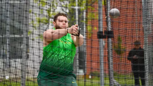 Strunk, hammer throw at Beach Invitational (April 12)