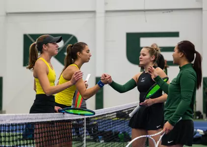 The Oregon women's tennis team takes on Portland State at the Student Tennis Center (Jan. 17,2025).